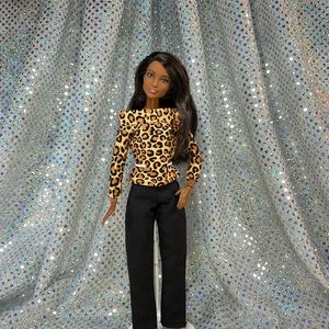 🎨 Barbie Leopard Print Outfit